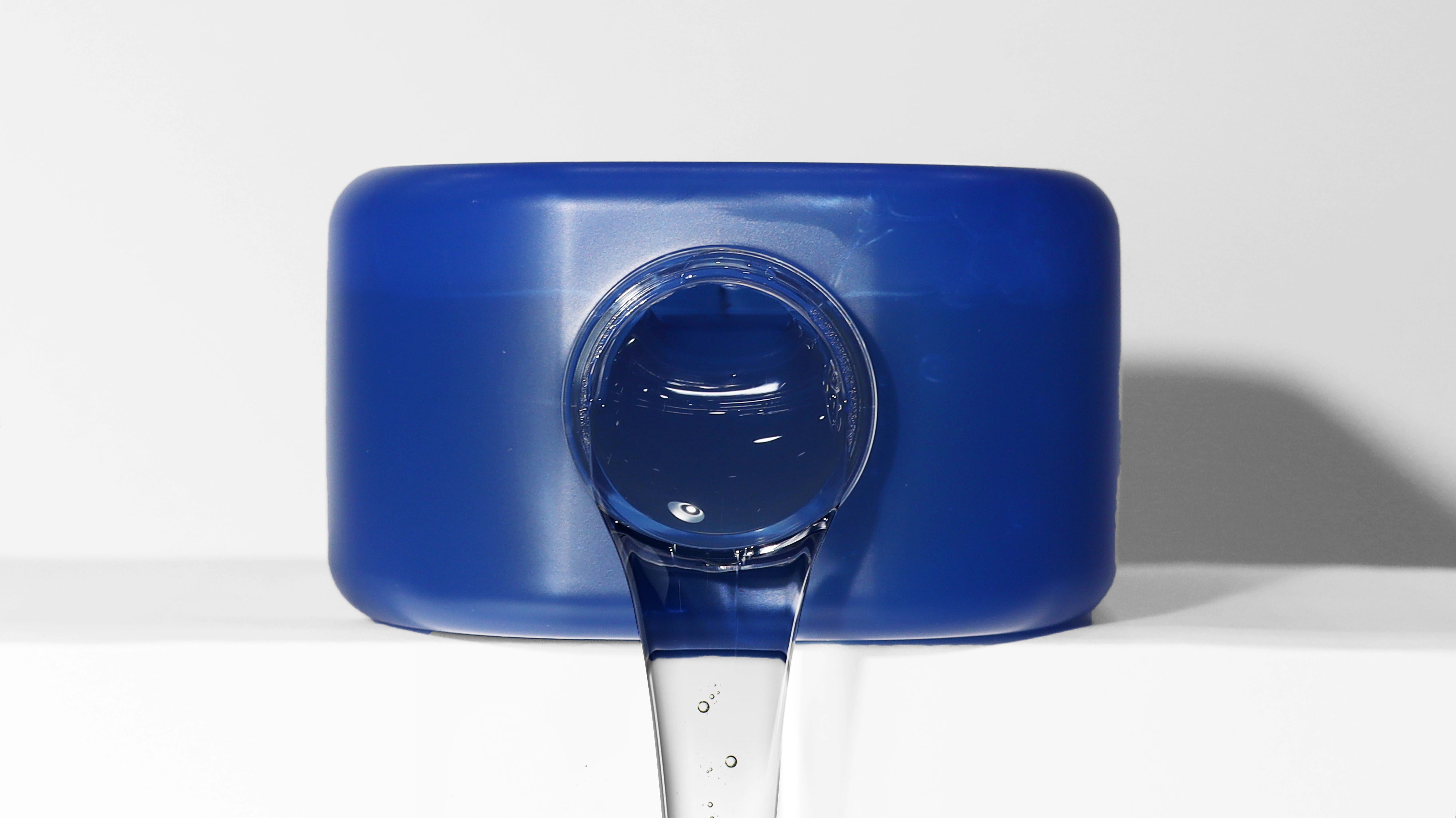 How to (Properly) Wash Your Hair